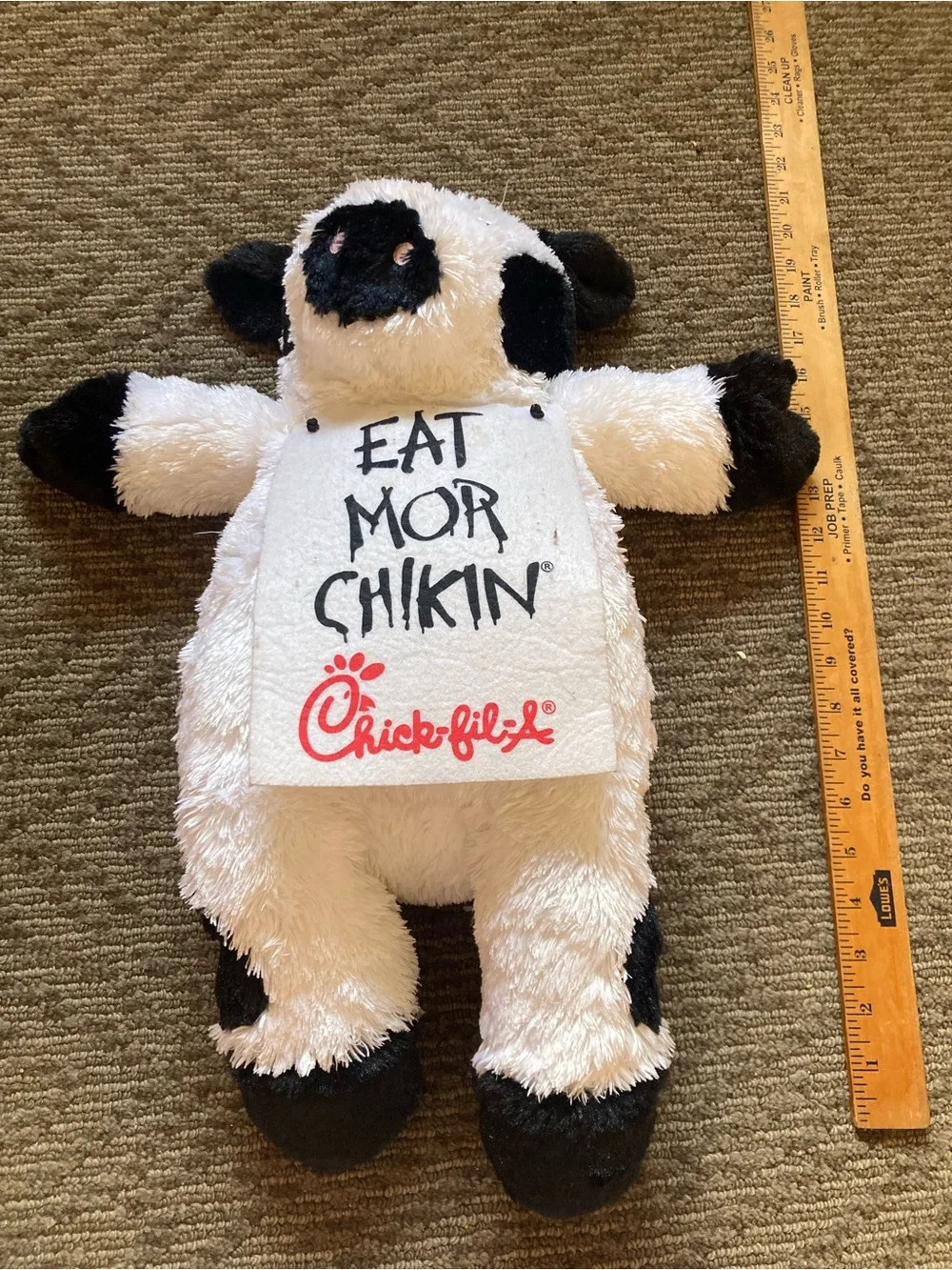 Chick-Fil-A plush Stuffed Animal cow Eat Mor Chikin’ 20 inches